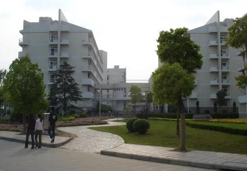 空調(diào)遠程智能控制器,改善空調(diào)傳統(tǒng)管理